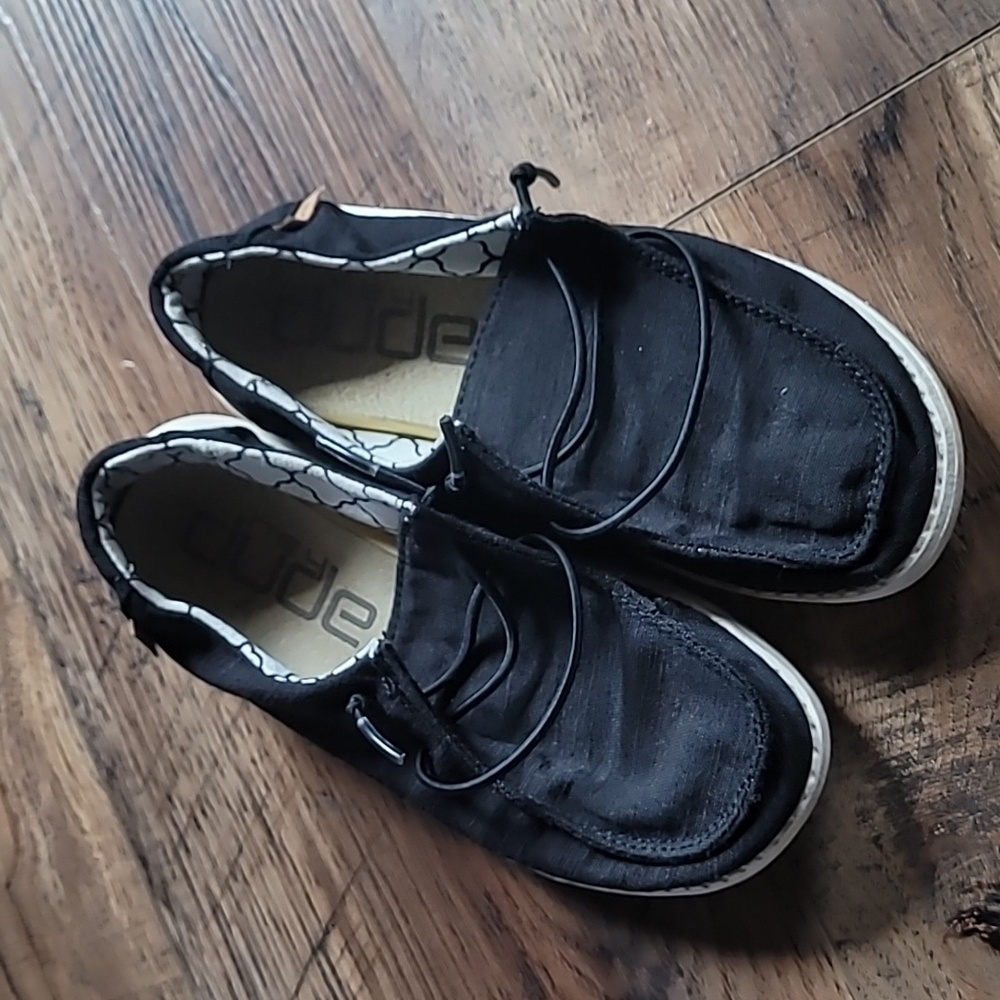 Hey Dude, Size 13, Black & White